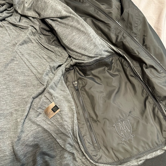 Massimo Dutti Windbreaker - Men’s XL (fits medium) - Picture 8 of 9